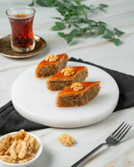 Qozlu Bakı Paxlavası